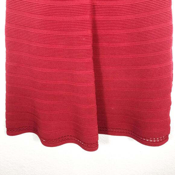 Sandro Masha Off-the-Shoulder Rib Knit Dress Size 8 Red Stretch Knee Length - Picture 9 of 13